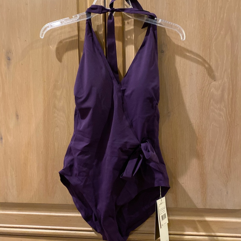 One piece bathing suit